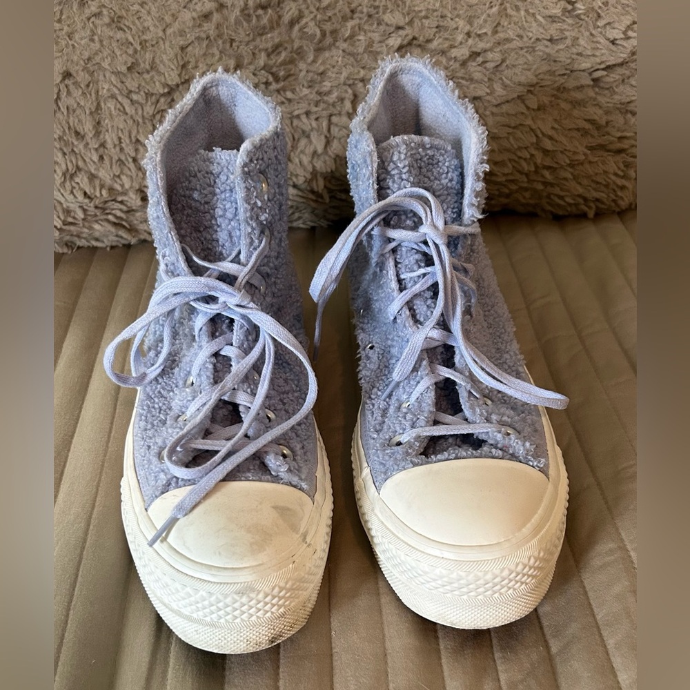 Converse High-Top Sneakers in Soft Blue and White